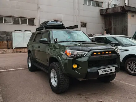 Toyota 4Runner 2020 года за 27 000 000 тг. в Алматы – фото 2