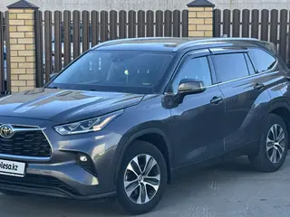 Toyota Highlander, 2022