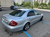 Mercedes-Benz E 320 2003 годаүшін5 000 000 тг. в Астана – фото 4