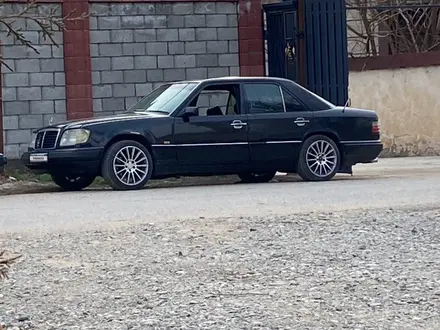 Mercedes-Benz E 320 1995 года за 2 000 000 тг. в Шымкент – фото 3