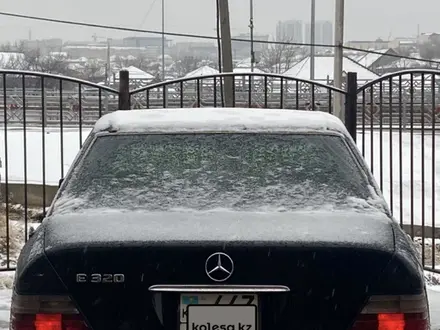 Mercedes-Benz E 320 1995 года за 2 000 000 тг. в Шымкент – фото 6