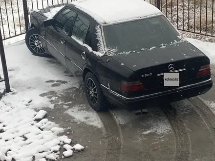 Mercedes-Benz E 320 1995 года за 2 000 000 тг. в Шымкент – фото 5
