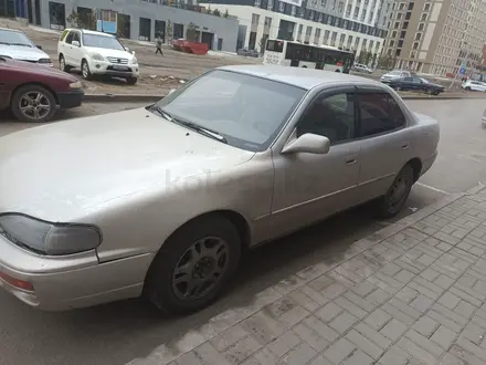 Toyota Camry 1995 года за 1 800 000 тг. в Астана – фото 2