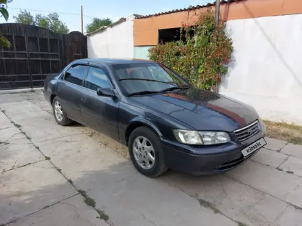 Toyota Camry 2001 года за 3 400 000 тг. в Тараз – фото 2