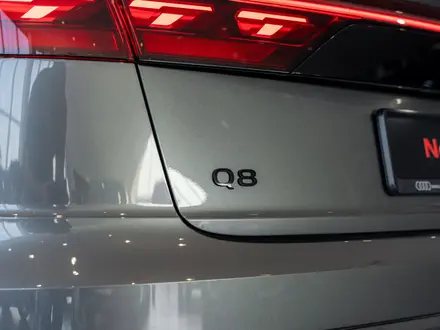 Audi Q8 55 TFSI Quattro 2024 года за 56 410 000 тг. в Алматы – фото 15