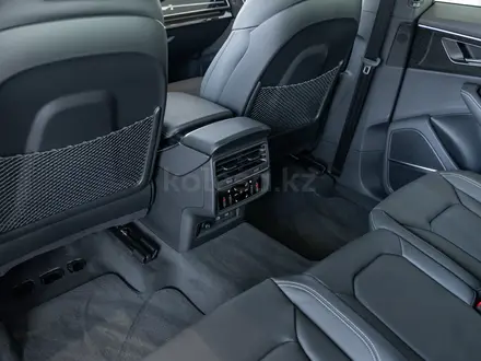 Audi Q8 55 TFSI Quattro 2024 года за 56 410 000 тг. в Алматы – фото 42