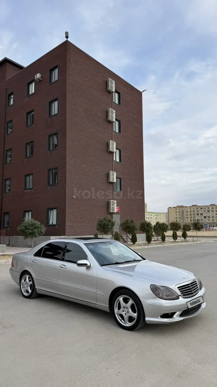 Mercedes-Benz S-Class, 2004
