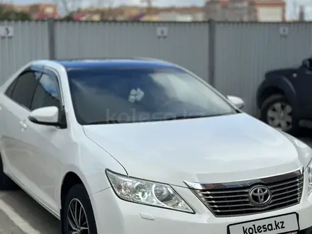 Toyota Camry 2011 года за 8 000 000 тг. в Актобе – фото 2