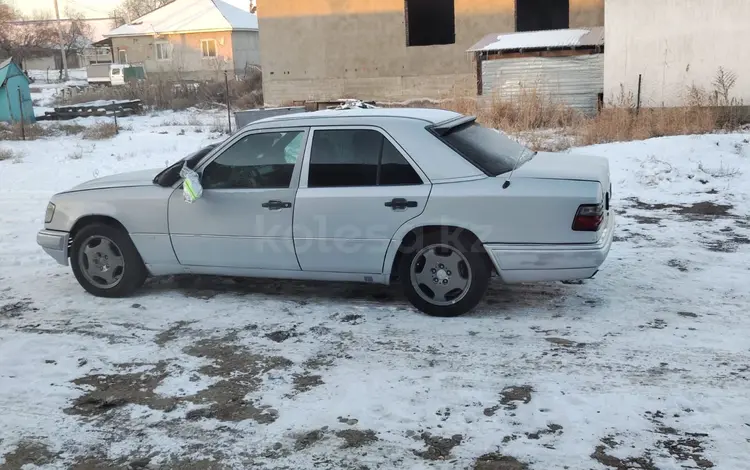 Mercedes-Benz E 280 1993 года за 2 350 000 тг. в Талдыкорган