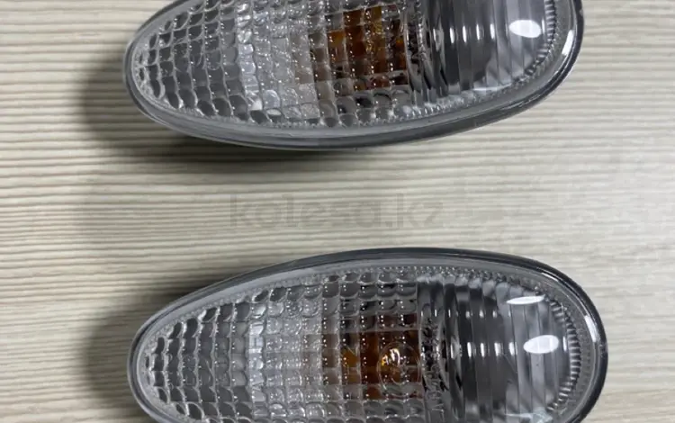 Повторители в крыло за 14 000 тг. в Алматы