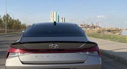 Hyundai Elantra 2021 года за 9 950 000 тг. в Астана – фото 2