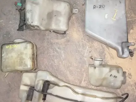 Бачок омывателя и расширителя за 5 000 тг. в Алматы