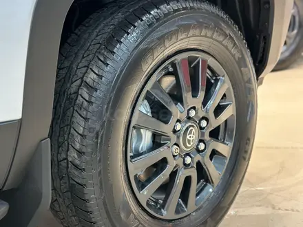 Toyota Land Cruiser Prado Comfort+ 2025 года за 32 990 000 тг. в Алматы – фото 5