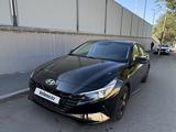 Hyundai Elantra 2023 года за 9 900 000 тг. в Алматы