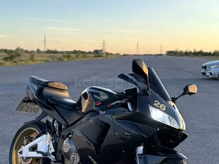 Honda  CBR 600RR 2005 года за 2 000 000 тг. в Караганда