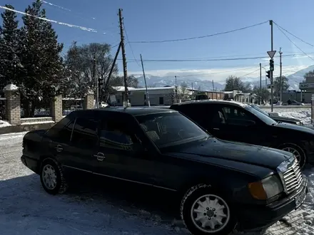 Mercedes-Benz E 230 1992 года за 650 000 тг. в Мерке