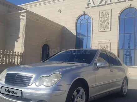 Mercedes-Benz C 200 2001 года за 3 600 000 тг. в Актау