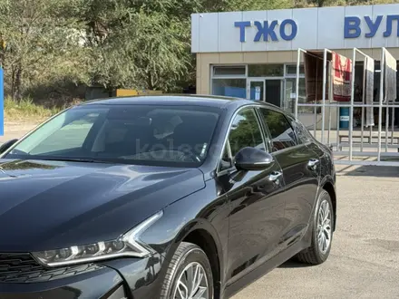 Kia K5 2022 года за 11 750 000 тг. в Алматы – фото 3