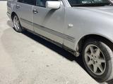 Mercedes-Benz E 230 1997 годаfor1 500 000 тг. в Караганда – фото 3