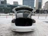 Tesla Model 3 2021 года за 10 000 000 тг. в Астана – фото 4