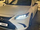 Lexus ES 250 2019 года за 20 500 000 тг. в Алматы – фото 2