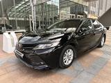 Toyota Camry 2019 года за 11 750 000 тг. в Астана – фото 4
