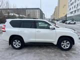 Toyota Land Cruiser Prado 2015 года за 16 800 000 тг. в Астана – фото 2