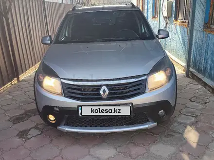 Renault Sandero 2014 года за 4 300 000 тг. в Алматы