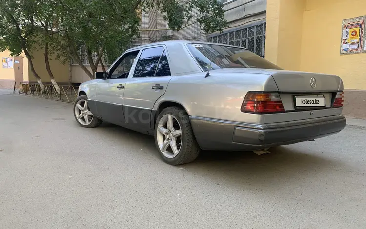 Mercedes-Benz E 280 1992 года за 2 700 000 тг. в Уральск