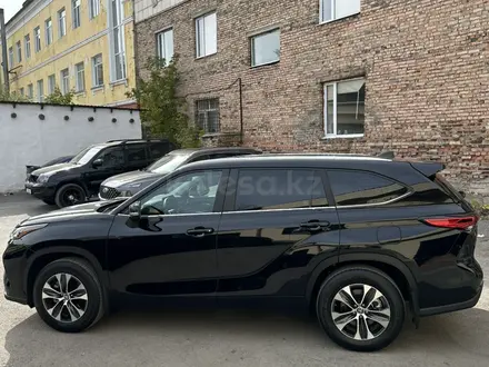 Toyota Highlander 2023 года за 28 000 000 тг. в Караганда – фото 16