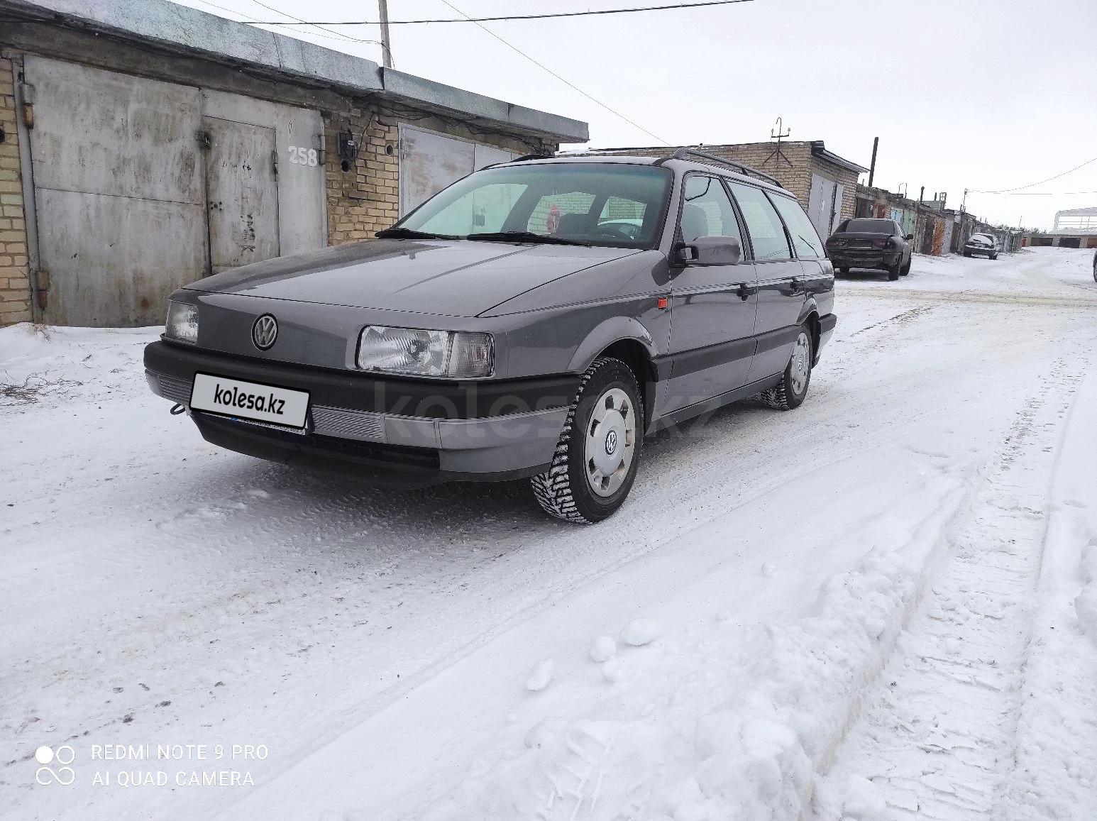 Volkswagen Passat 1992 г.