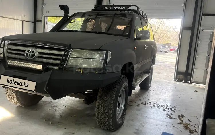 Toyota Land Cruiser 2000 годаfor9 500 000 тг. в Алматы