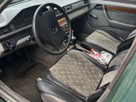 Mercedes-Benz E 230 1990 года за 1 400 000 тг. в Алматы – фото 4