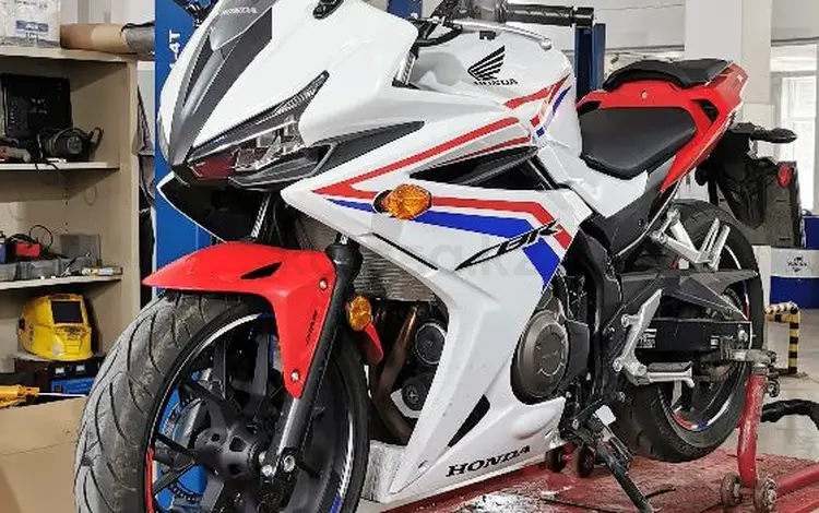 Honda  CBR 500 R 2016 годаүшін3 440 000 тг. в Астана