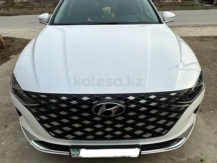 Hyundai Grandeur 2021 года за 14 500 000 тг. в Шымкент – фото 2