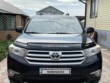 Toyota Highlander 2011 годаfor12 700 000 тг. в Кокшетау