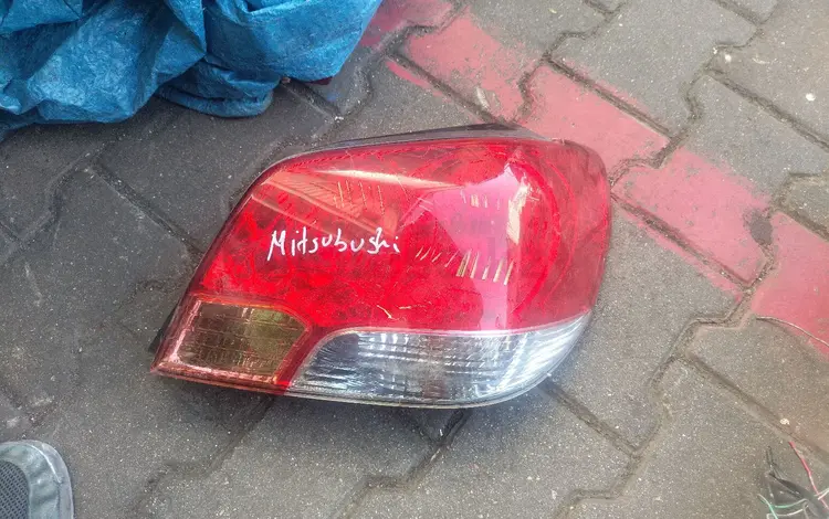 Mitsubishi airtrek задний фонарь за 30 000 тг. в Алматы