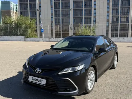 Toyota Camry 2023 года за 13 800 000 тг. в Караганда – фото 3