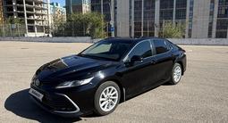 Toyota Camry 2023 года за 13 800 000 тг. в Караганда