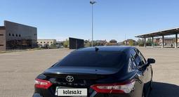 Toyota Camry 2023 года за 13 800 000 тг. в Караганда – фото 5