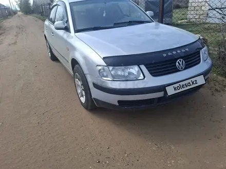 Volkswagen Passat 1997 года за 1 500 000 тг. в Уральск