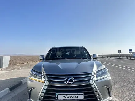 Lexus LX 570 2016 года за 36 500 000 тг. в Алматы – фото 2