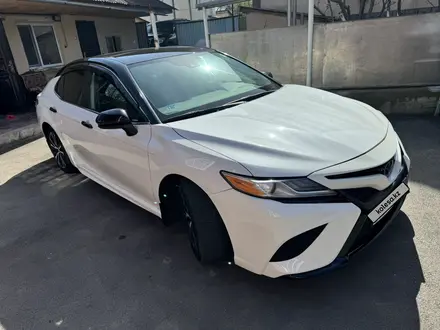 Toyota Camry 2020 годаүшін15 800 000 тг. в Алматы