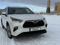 Toyota Highlander 2021 годаүшін28 000 000 тг. в Астана – фото 2