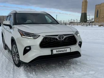Toyota Highlander 2021 года за 28 000 000 тг. в Астана – фото 2