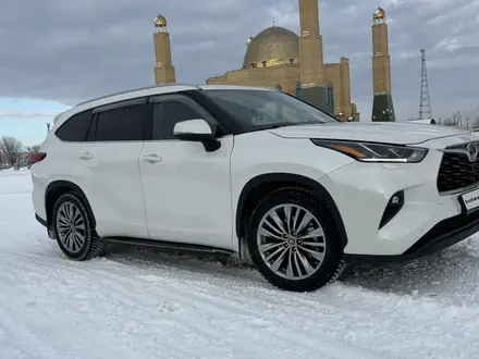 Toyota Highlander 2021 года за 28 000 000 тг. в Астана – фото 3