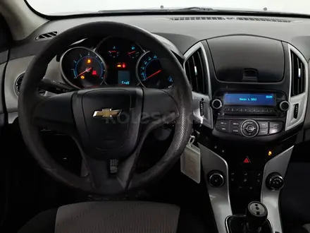 Chevrolet Cruze 2012 года за 1 910 000 тг. в Астана – фото 11