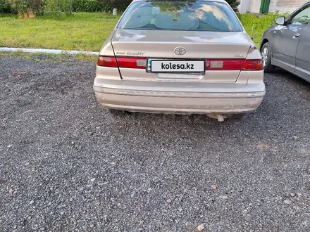 Toyota Camry 1999 года за 2 500 000 тг. в Семей – фото 4