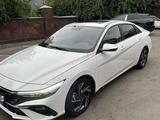 Hyundai Elantra 2024 года за 9 900 000 тг. в Алматы – фото 2