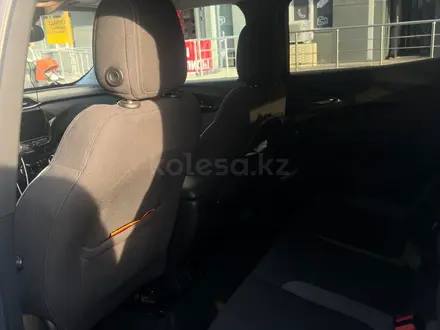 Chevrolet TrailBlazer 2023 года за 14 200 000 тг. в Алматы – фото 5